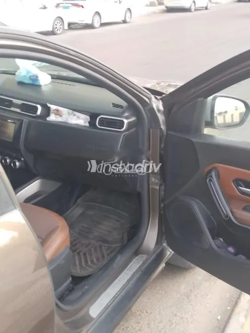 رينو داستر 2018 بني مستعملة للبيع - 10