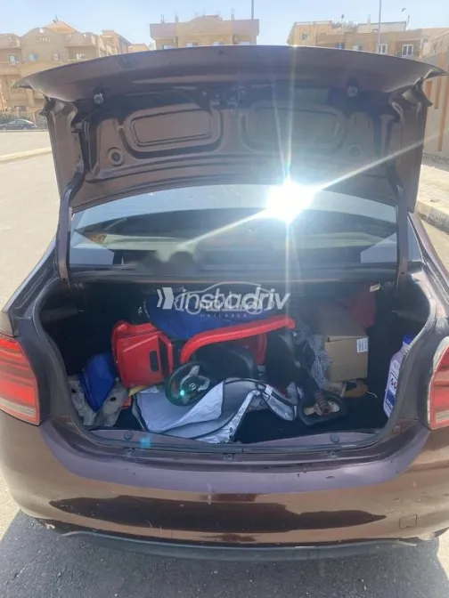 Renault Logan 2018 White Used for Sale - 3