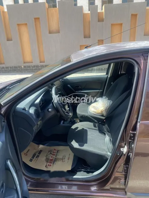 Renault Logan 2018 White Used for Sale - 7