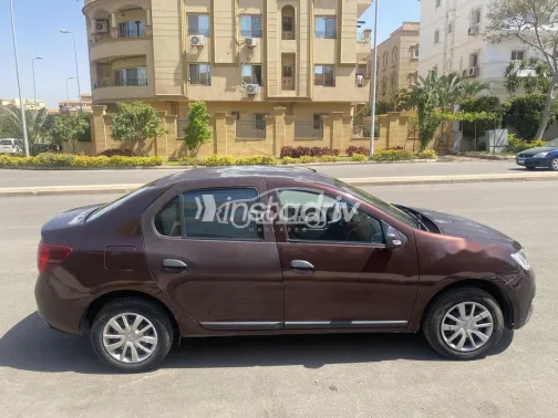 Renault Logan 2018 White Used for Sale - 9