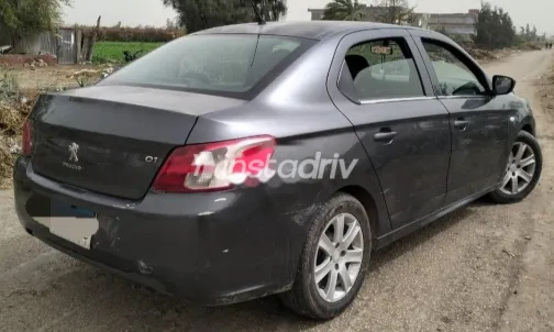 بيجو 301 2016 رمادي غامق مستعملة للبيع - 5