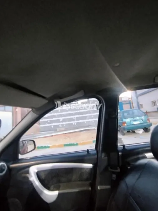 رينو لوجان 2011 أحمر غامق مستعملة للبيع - 4