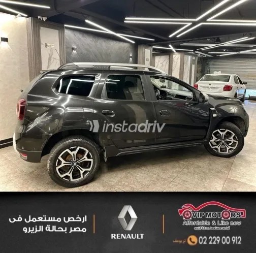 رينو داستر 2020 أسود مستعملة للبيع - 7