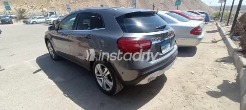 Mercedes GLA 200 2019 Dark Gray Used for Sale - 3