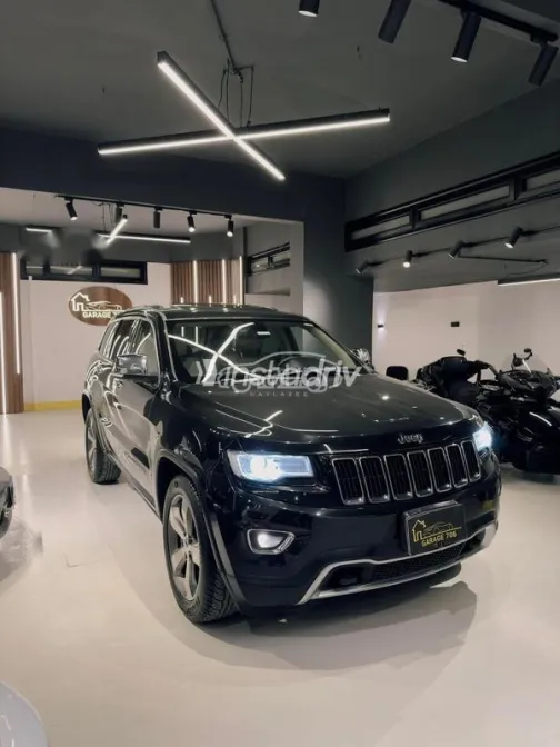 Jeep Grand Cherokee 2015 Black Used for Sale - 2