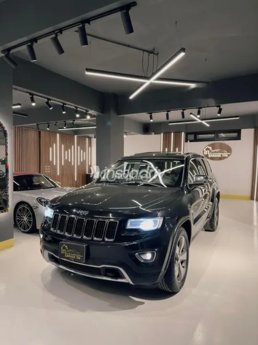 Jeep Grand Cherokee 2015 Black Used for Sale - 3