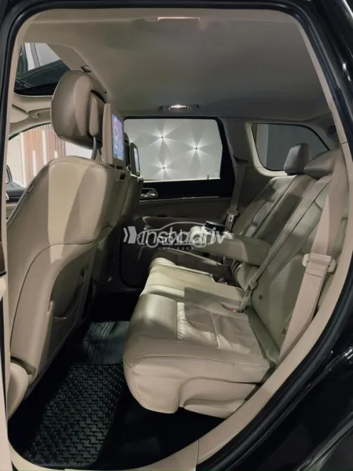 Jeep Grand Cherokee 2015 Black Used for Sale - 4