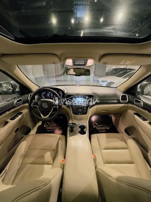 Jeep Grand Cherokee 2015 Black Used for Sale - 8