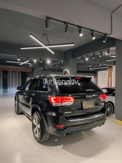 Jeep Grand Cherokee 2015 Black Used for Sale - 9