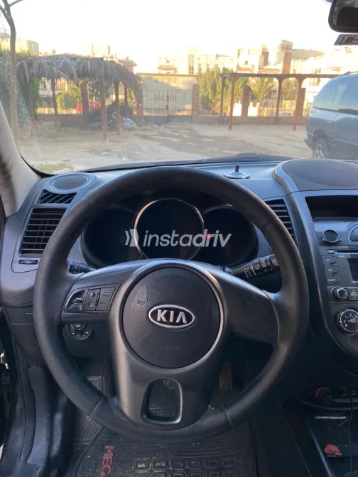 كيا سول 2011 أبيض مستعملة للبيع - 1