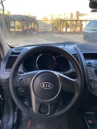 كيا سول 2011 أبيض مستعملة للبيع