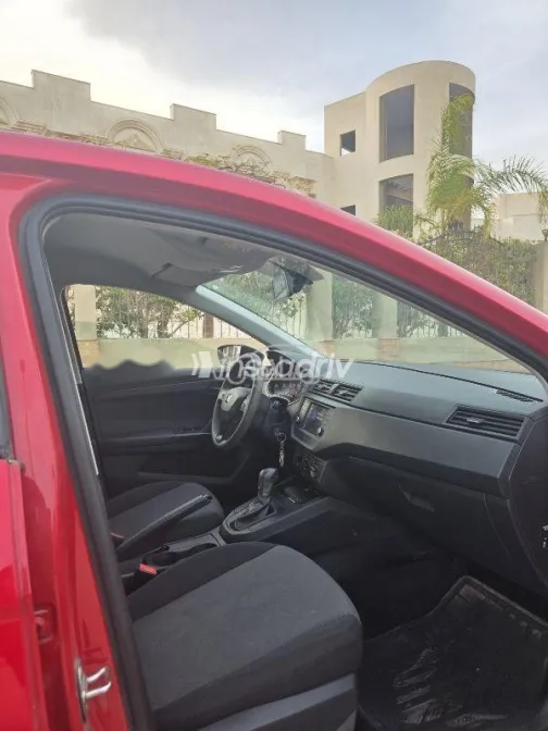 سيات ابيزا 2021 أحمر مستعملة للبيع - 8