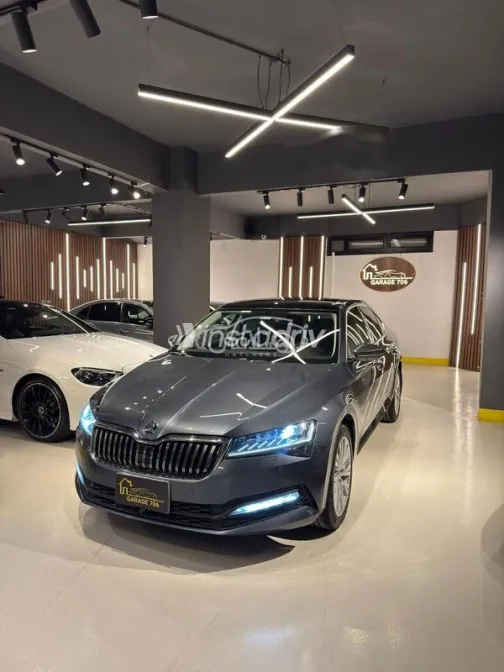 Skoda Superb 2021 Gray Used for Sale - 3