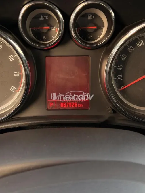 اوبل أسترا 2016 أبيض مستعملة للبيع - 6