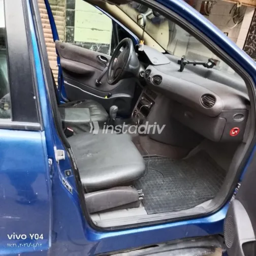 مرسيدس A 140 1998 أزرق مستعملة للبيع - 9