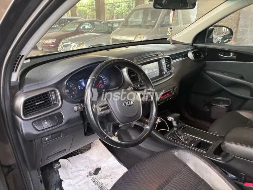 Kia Sorento 2020 White Used for Sale - 7