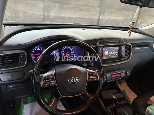 Kia Sorento 2020 White Used for Sale - 8