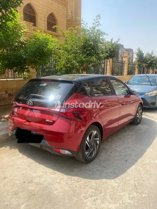 هيونداي I20 2021 أبيض مستعملة للبيع - 2