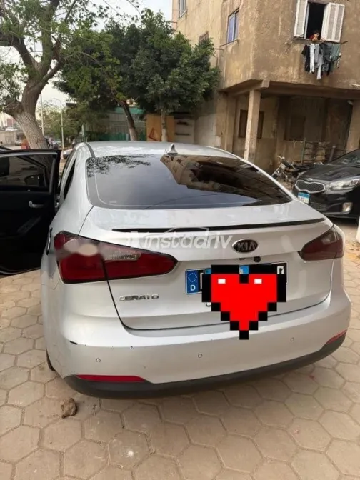 Kia K3 2015 Silver Used for Sale - 2
