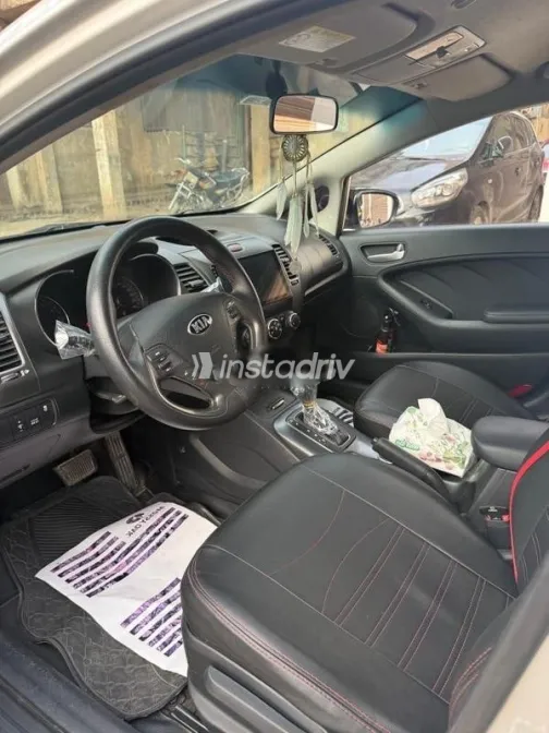 Kia K3 2015 Silver Used for Sale - 8