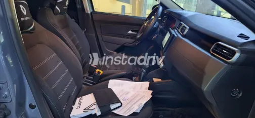 رينو داستر 2025 رمادي مستعملة للبيع - 7