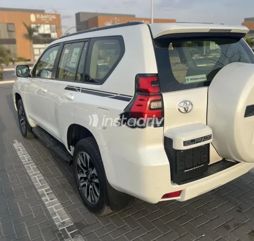 تويوتا برادو 2023 أبيض مستعملة للبيع - 6