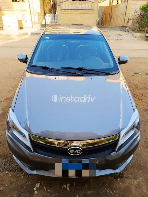 بى واى دى‬ F3 2025 أبيض مستعملة للبيع - 1