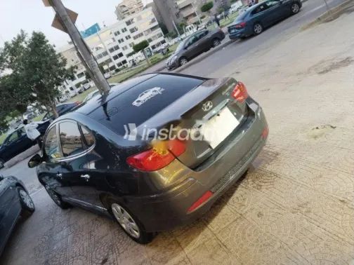 هيونداي إلنترا 2019 رمادي مستعملة للبيع - 5