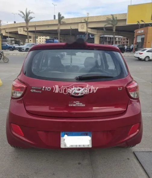 Hyundai Grand i10 2015 Red Used for Sale - 3
