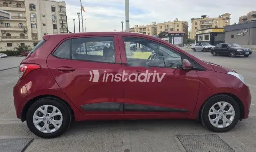 Hyundai Grand i10 2015 Red Used for Sale - 4