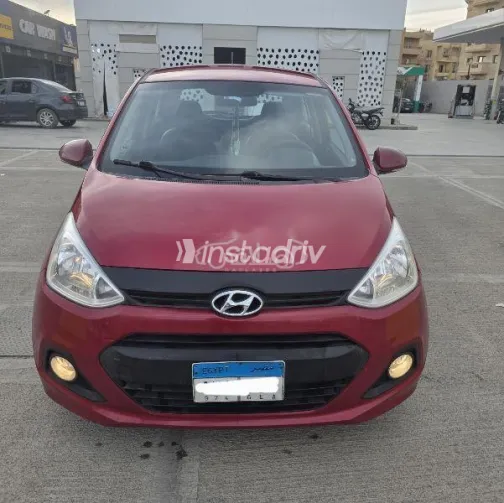 Hyundai Grand i10 2015 Red Used for Sale - 5