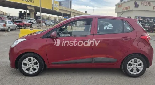 Hyundai Grand i10 2015 Red Used for Sale - 8