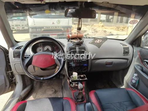 هيونداي فيرنا 2015 رمادي غامق مستعملة للبيع - 5