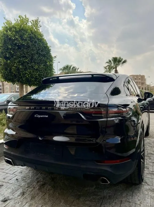 Porsche Cayenne S 2021 Black Used for Sale - 3