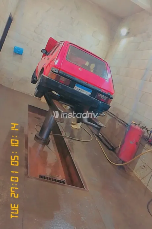 فيات 127 1982 أحمر مستعملة للبيع - 4