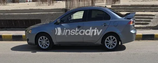 ميتسوبيشي لانسر اى اكس شارك 2016 رمادي غامق مستعملة للبيع - 3