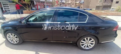 فولكس فاغن باسات 2012 أسود مستعملة للبيع - 4