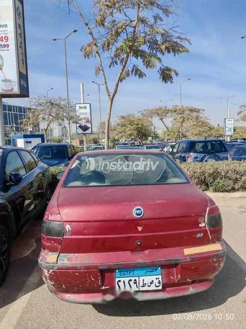 فيات سينا 2003 أحمر غامق مستعملة للبيع - 4