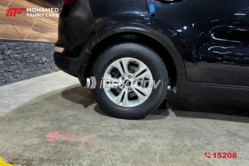 كيا سبورتاج 2017 أبيض مستعملة للبيع - 1