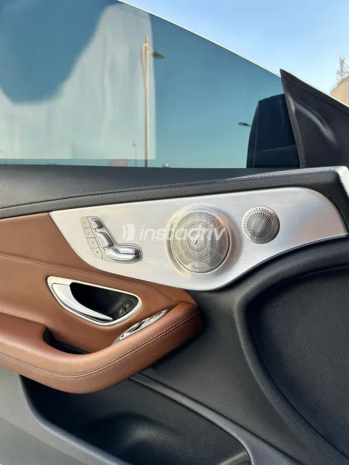 Mercedes C 180 2019 White Used for Sale - 6