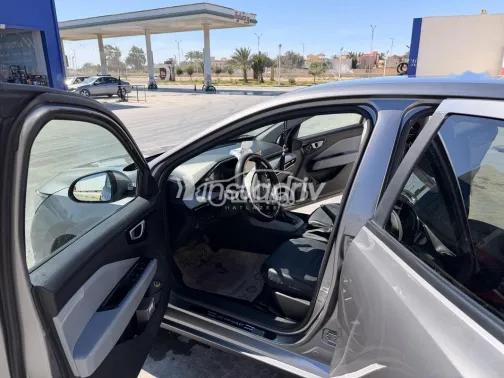 Chevrolet Optra 2026 White Used for Sale - 4