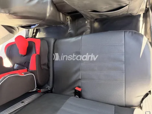 Chevrolet Optra 2026 White Used for Sale - 6