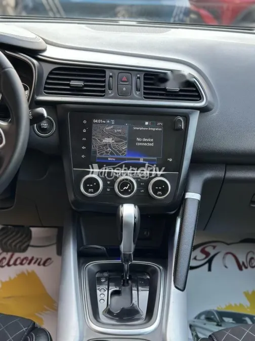 Renault Kadjar 2022 White Used for Sale - 9