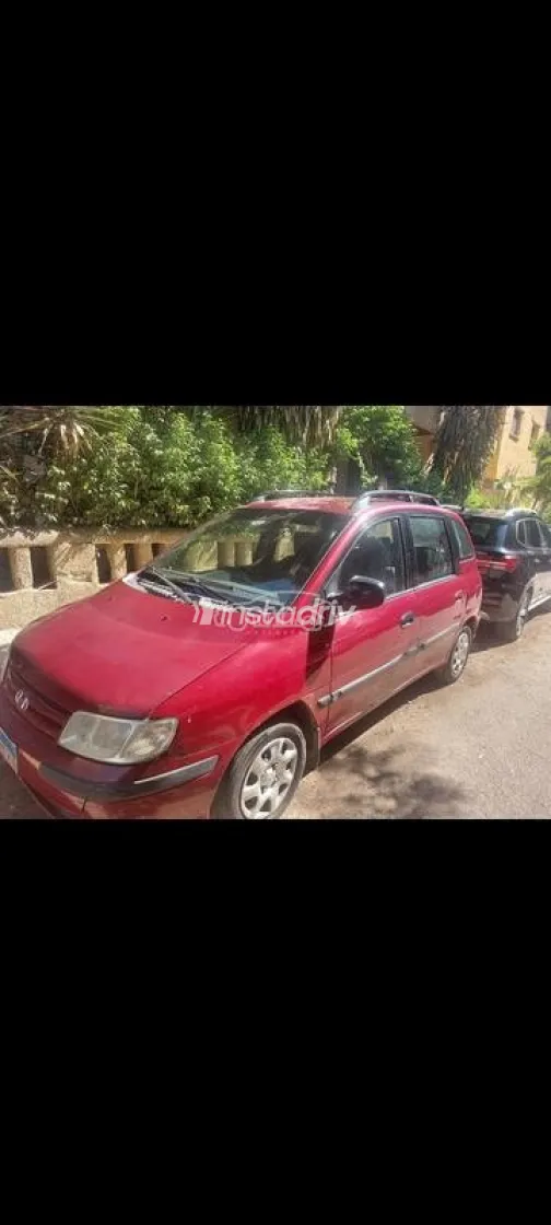 هيونداي ماتريكس 2008 أحمر غامق مستعملة للبيع - 1