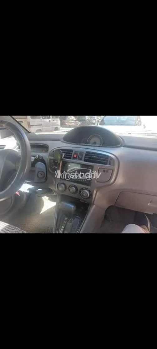 هيونداي ماتريكس 2008 أحمر غامق مستعملة للبيع - 4