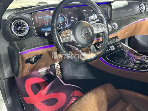 مرسيدس E 300 2019 أبيض مستعملة للبيع - 10