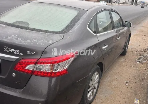 Nissan Sentra 2018 White Used for Sale - 3