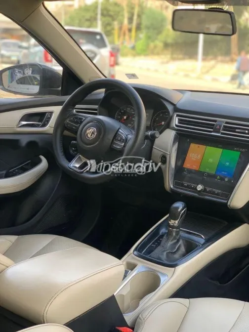 ام جى 5 2021 أحمر مستعملة للبيع - 3