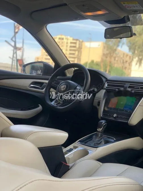 ام جى 5 2021 أحمر مستعملة للبيع - 4