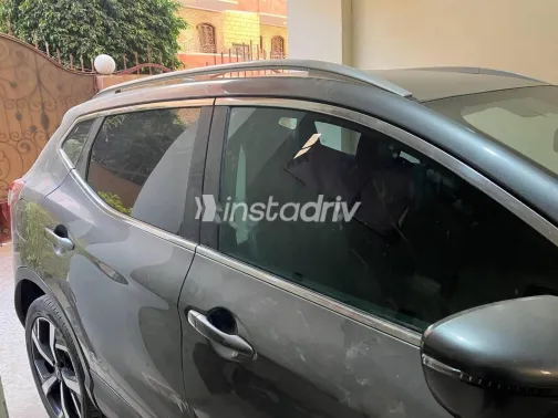 Nissan Qashqai 2018 Dark Gray Used for Sale - 4